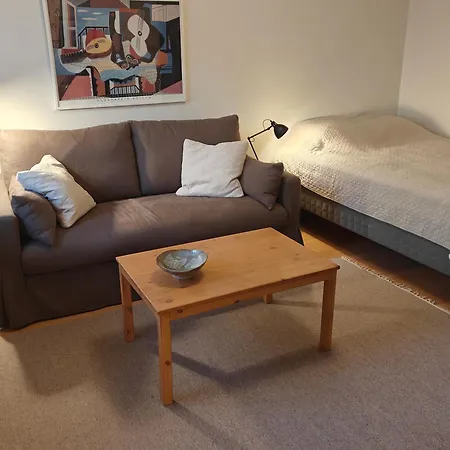 Eskolampi Apartament *